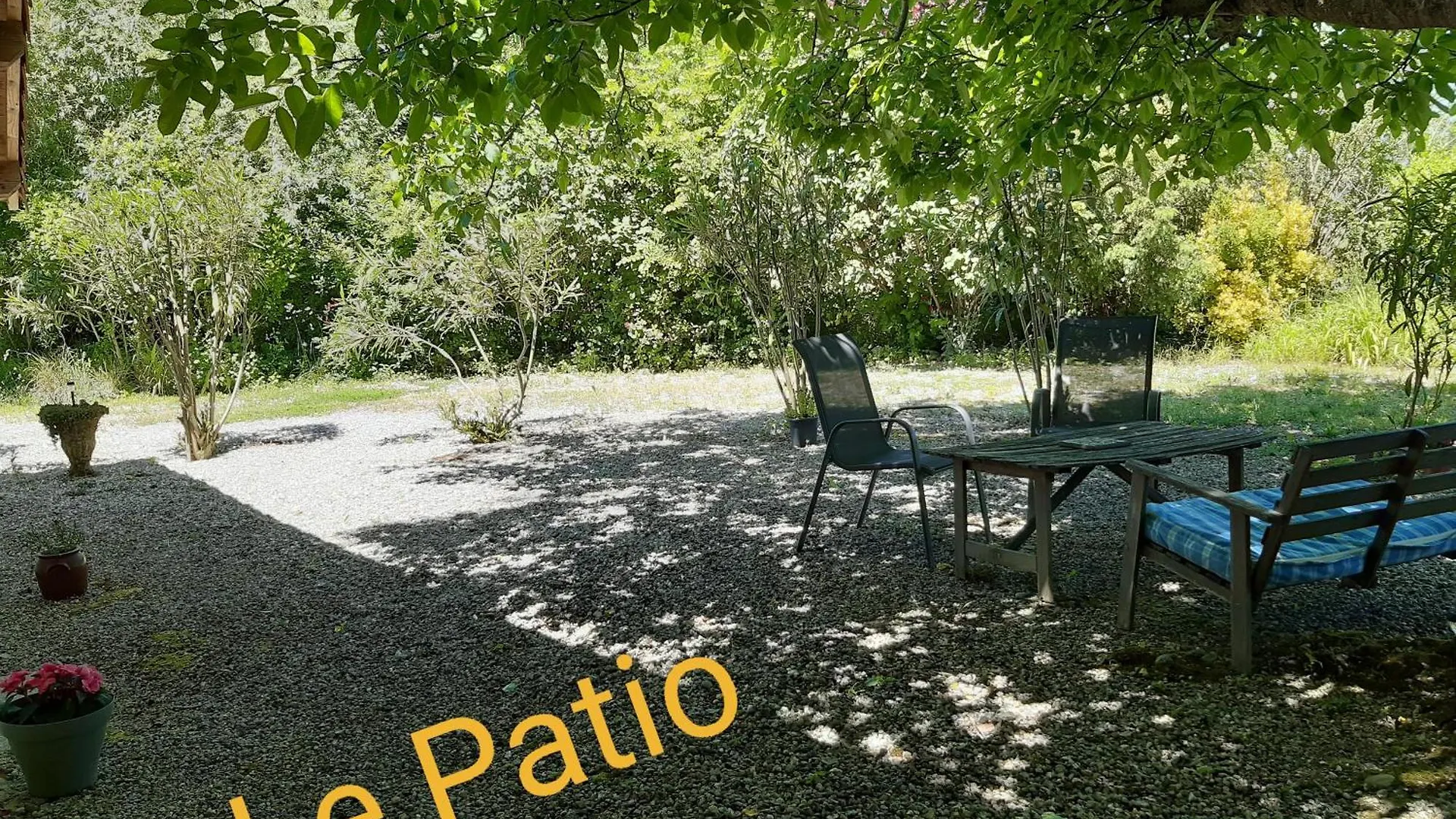 Bnb Ferme Beauregard Les Pyrenees Artigat Alojamento de Acomodação e Pequeno-almoço
